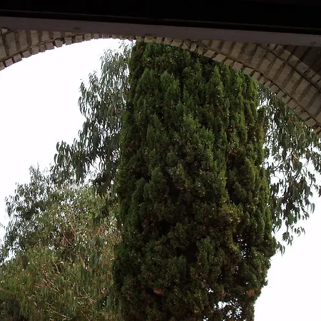 Hellinikon Ξενοδοχείο 2*