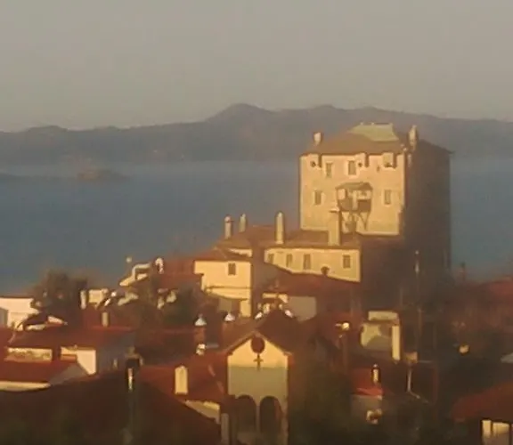 ホテル Hellinikon